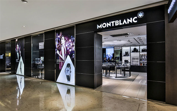 万宝龙手表表蒙有划痕原因是啥